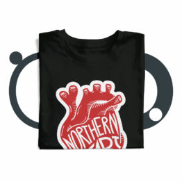 Folded-T-Shirt_northern_heart_black